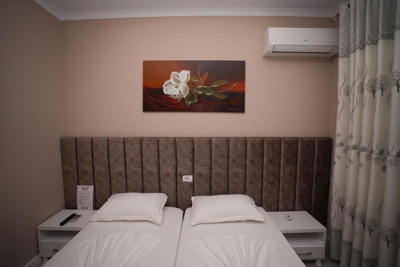 Hotel Kojku Durrës Kültér fotó