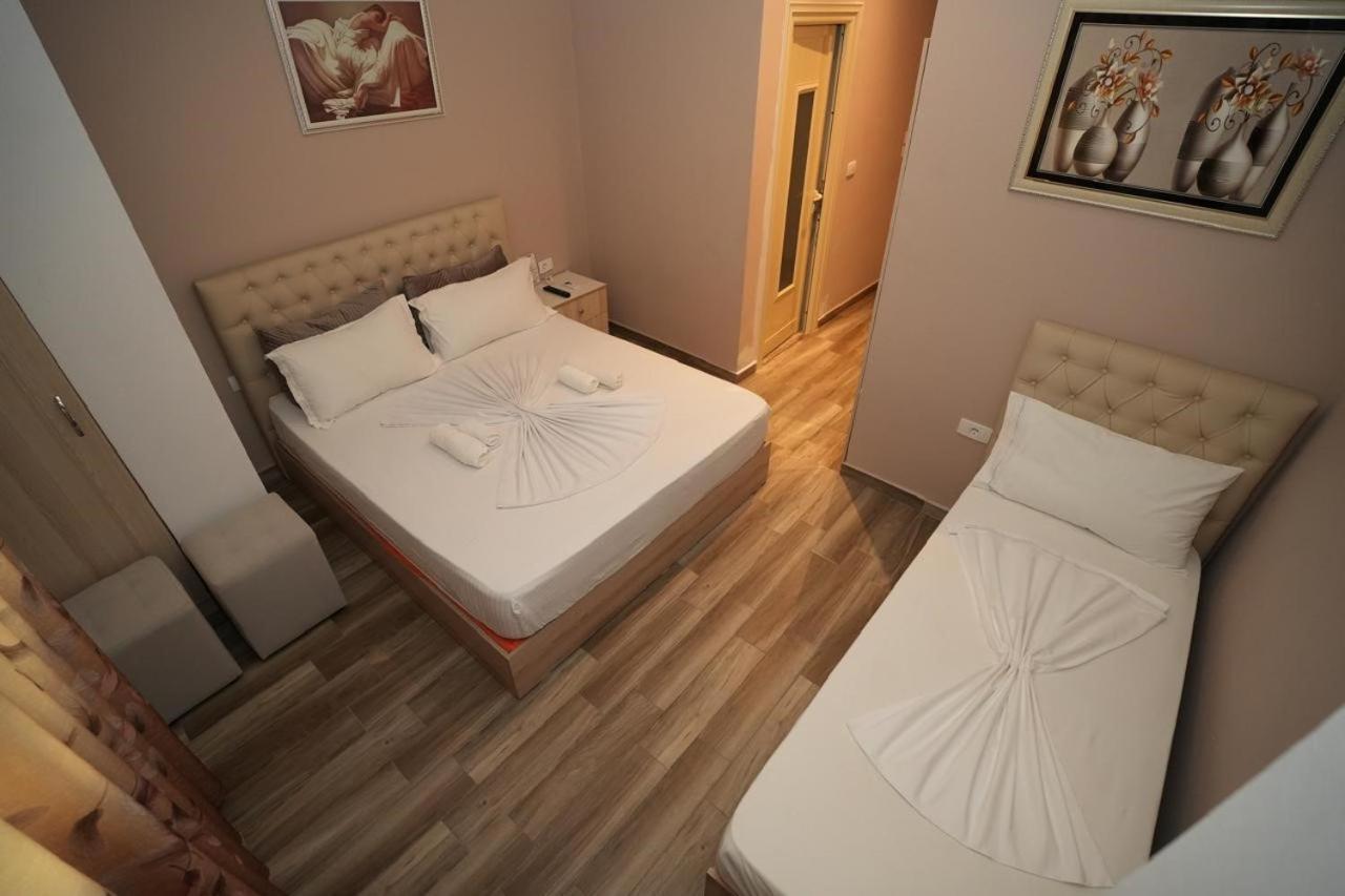 Hotel Kojku Durrës Kültér fotó