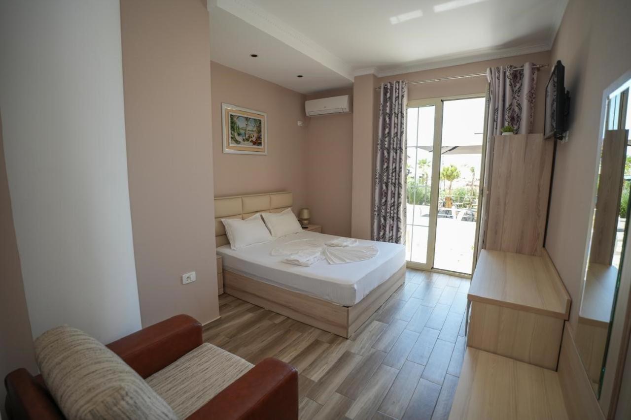 Hotel Kojku Durrës Kültér fotó
